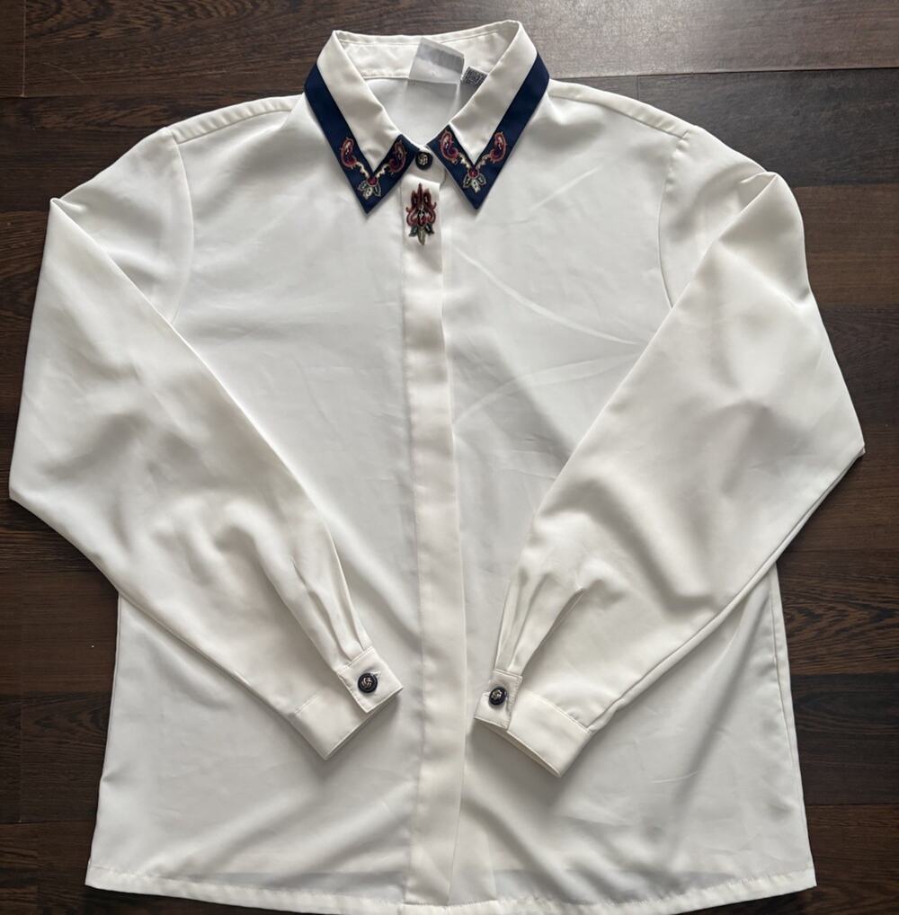Excellent Vintage Koret Embroidered Collar White Blouse Sz10